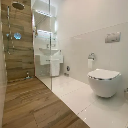 Grubhof Scholsspark, Lofer Mit Garten Und Schwimmbad Apartment Sankt Martin bei Lofer