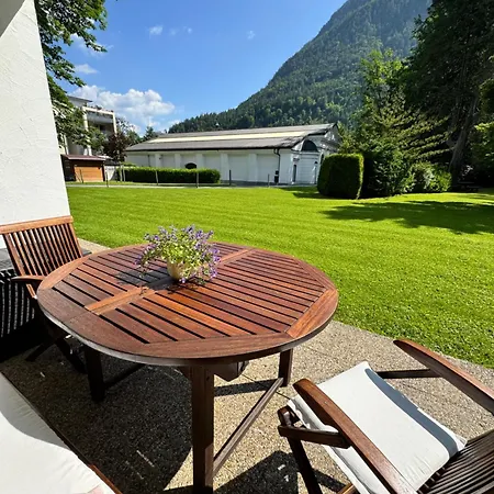 Appartamento Grubhof Scholsspark, Lofer Mit Garten Und Schwimmbad Sankt Martin bei Lofer