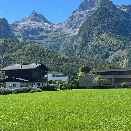 Grubhof Scholsspark, Lofer Mit Garten Und Schwimmbad Sankt Martin bei Lofer