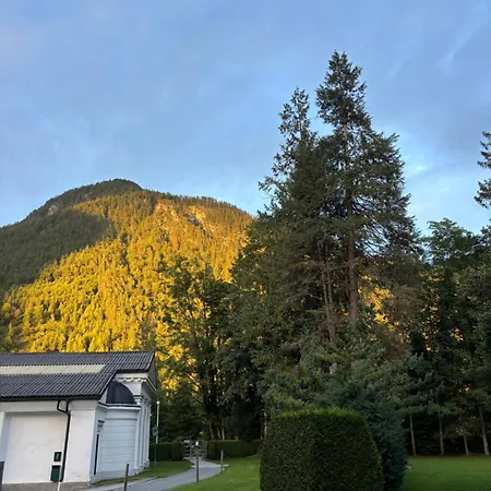 Grubhof Scholsspark, Lofer Mit Garten Und Schwimmbad Apartman *