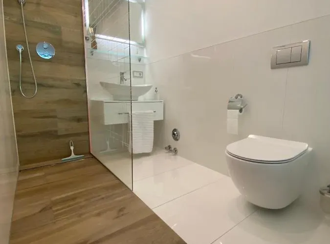 Grubhof Scholsspark, Lofer Mit Garten Und Schwimmbad Apartament Sankt Martin bei Lofer